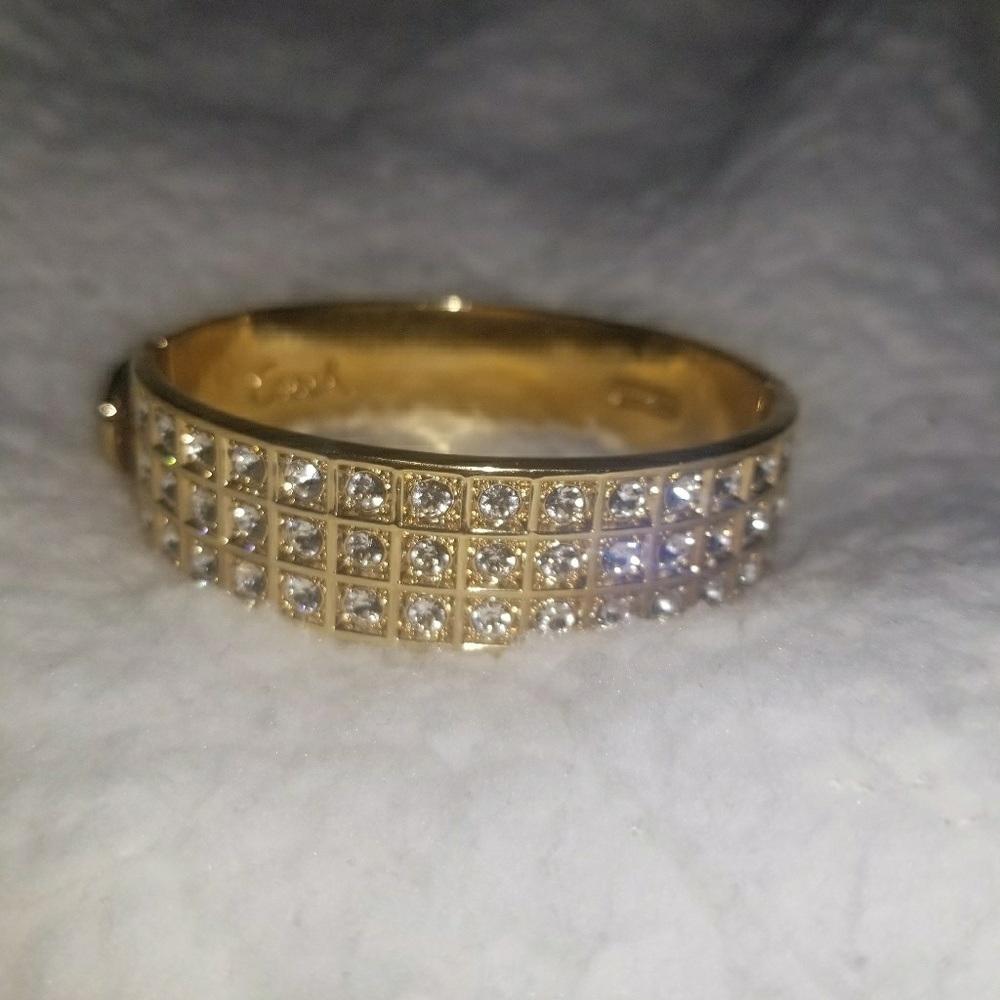 AUTHENTIC Coach bracelet Gold and Rhinestones